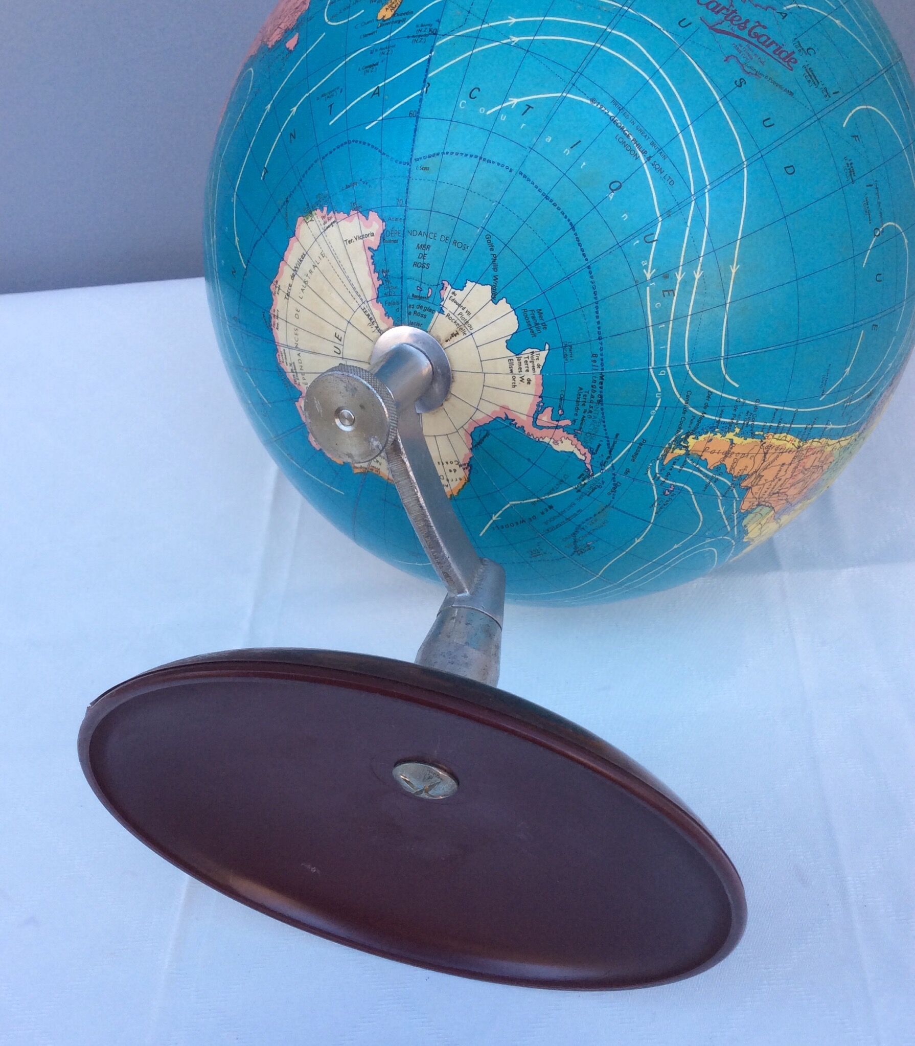 Taride earth globe, 1977