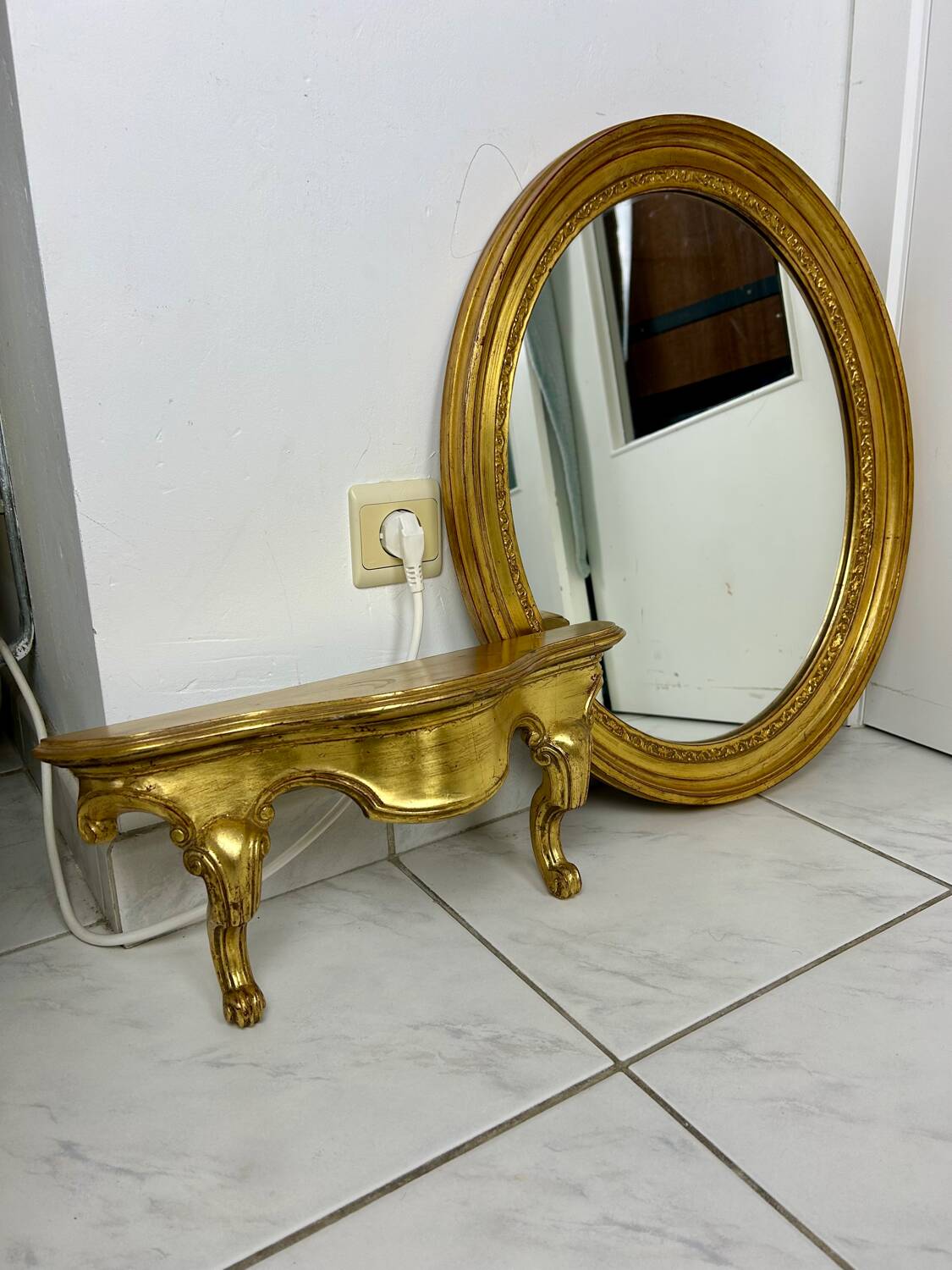 Vintage oval mirror Deknudt plus matching console