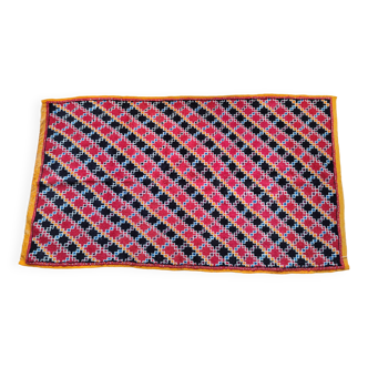 Tapis damier noir-rouge 210x120cm