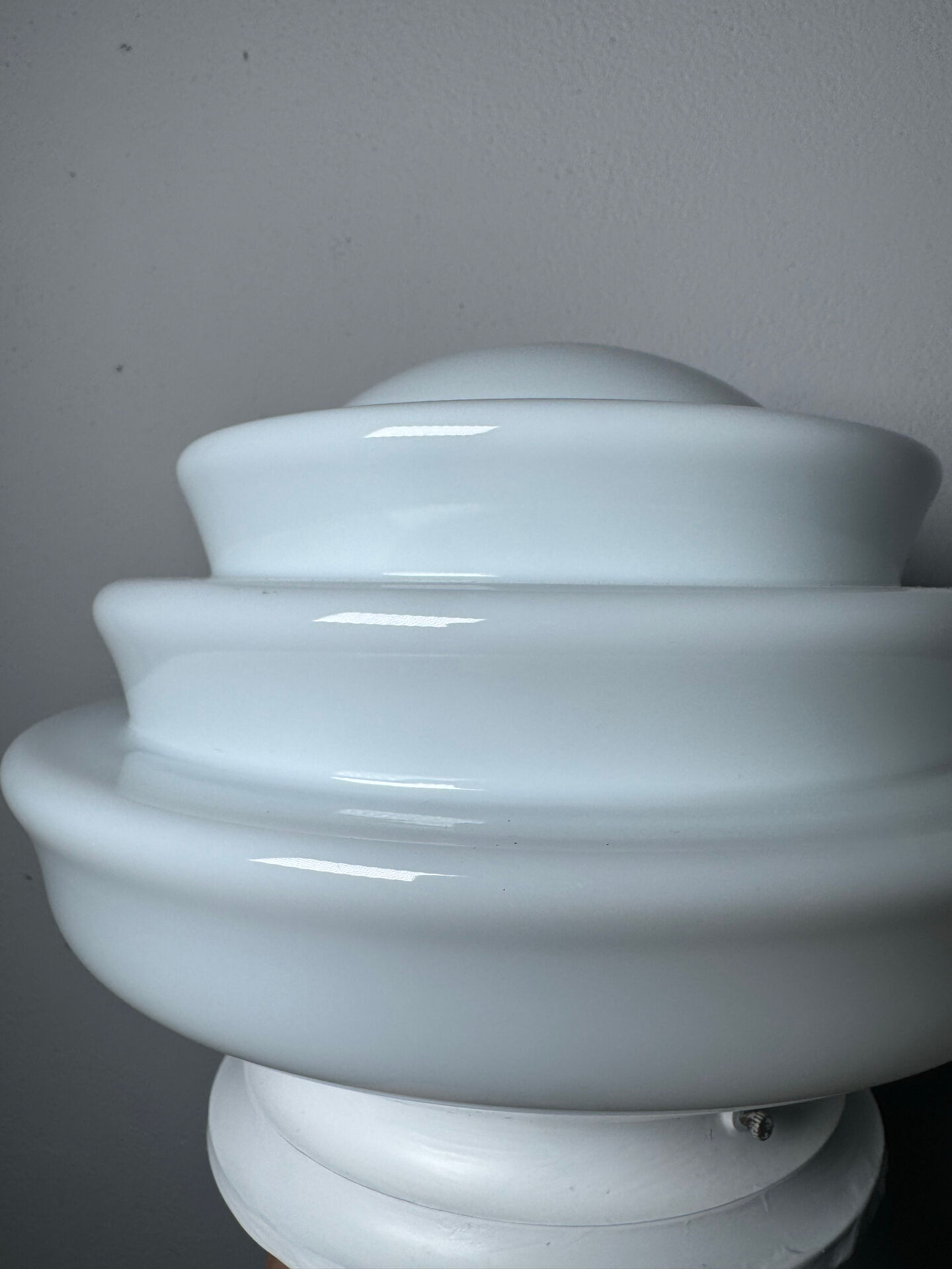 Lampe opaline skyscraper Art Déco