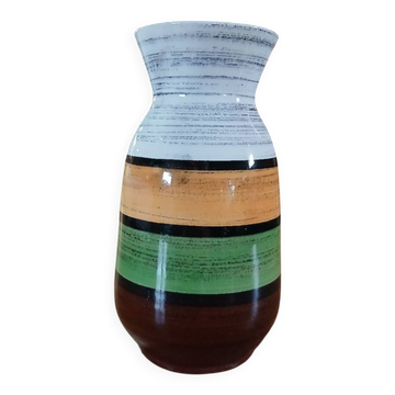 Old vase