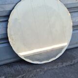 Beveled round mirror