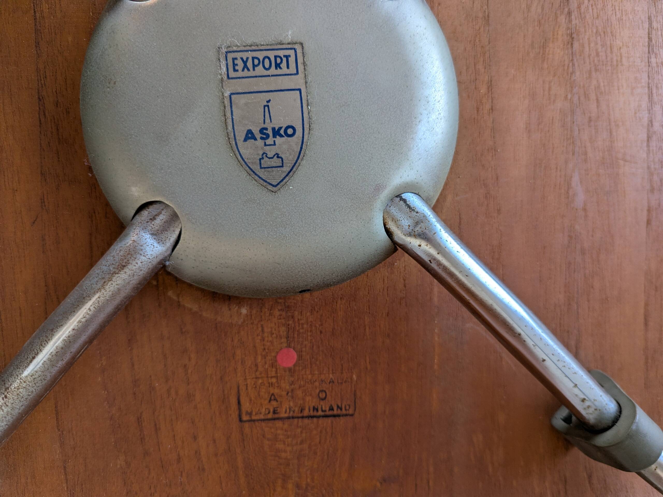 Paire de chaises en teck Tapio Wirkkala pour Asko