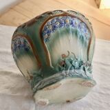 Large vintage cache-pot in Art Nouveau barbotine style – Floral decor