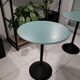 Lot de tables d’appoints postmoderne. maison porada arredi .
