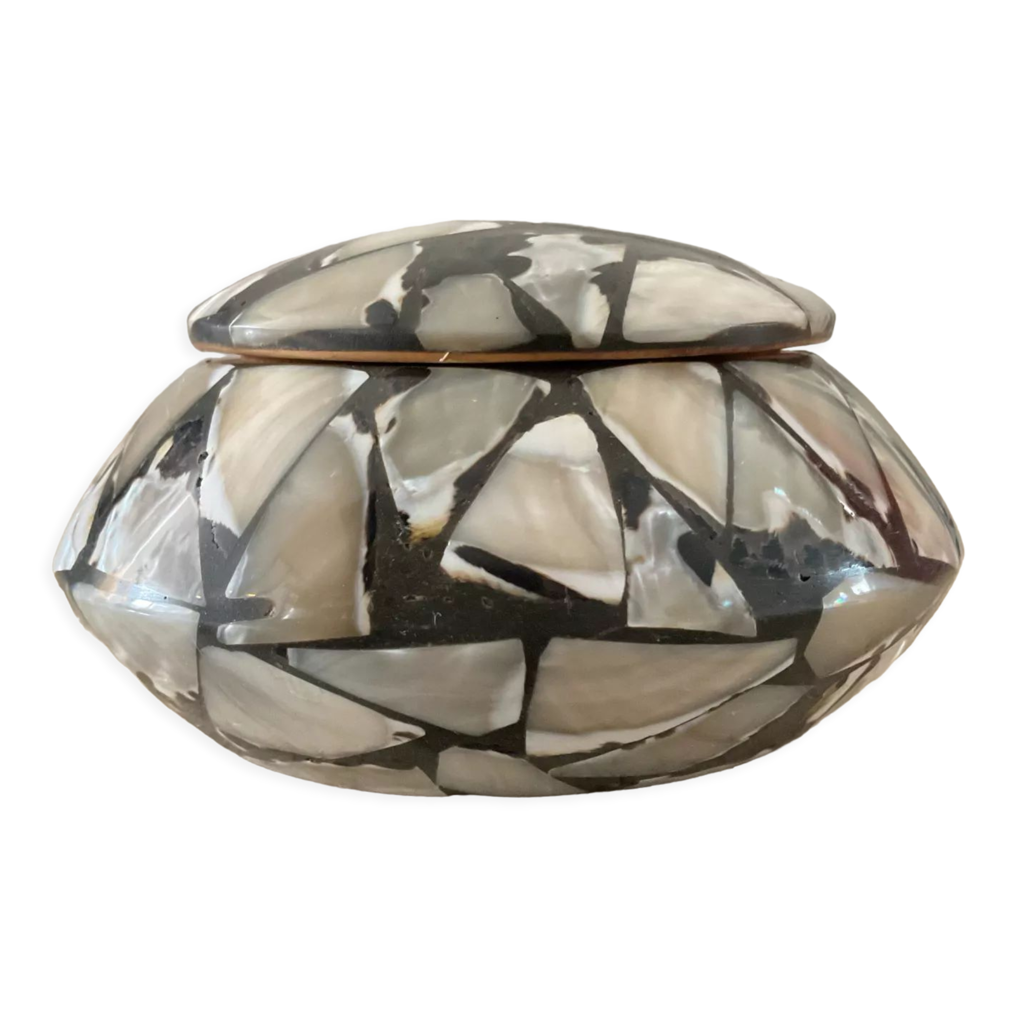 Empty vintage pocket in mother-of-pearl and wood