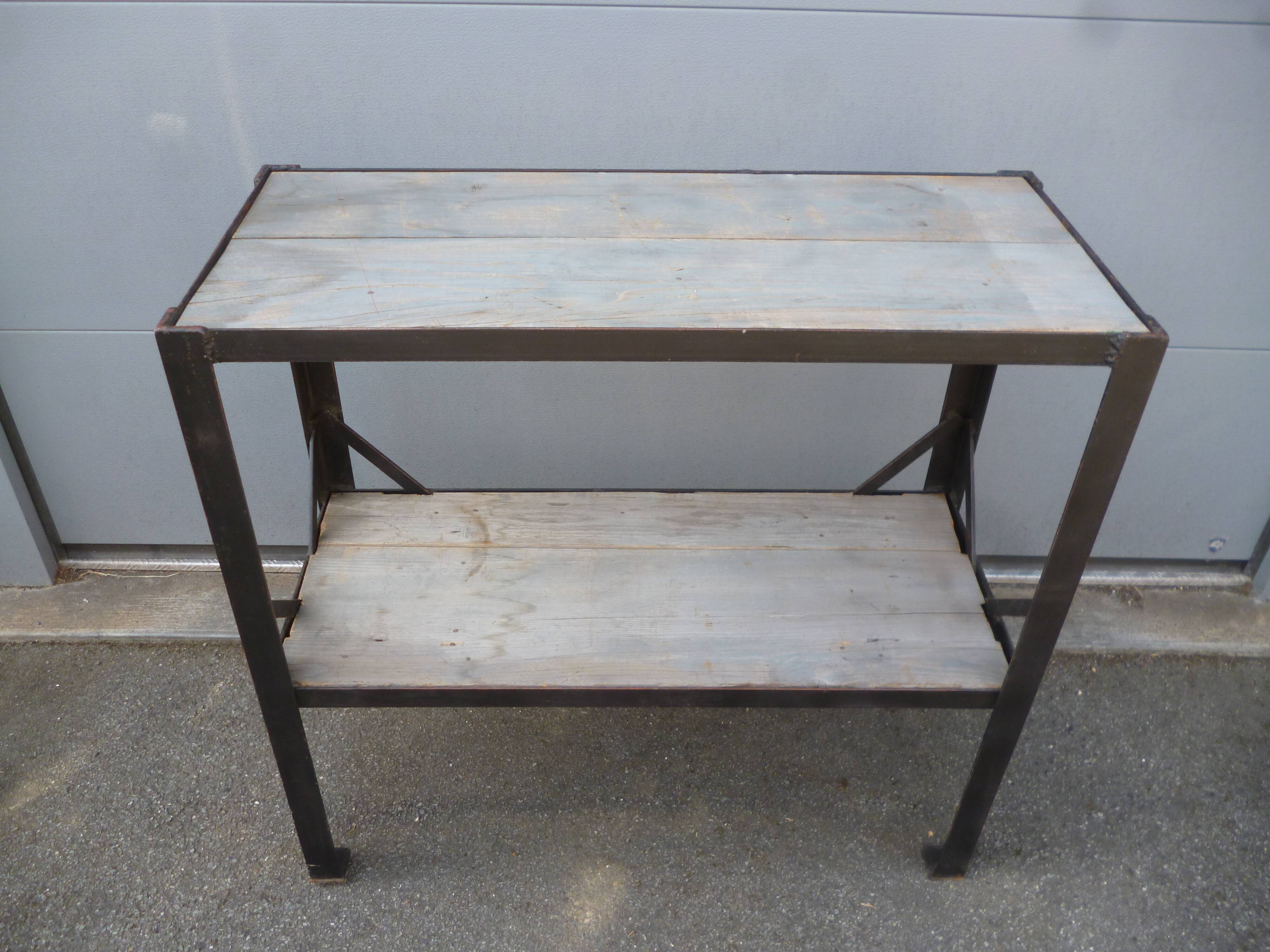 Iron and wood workshop service