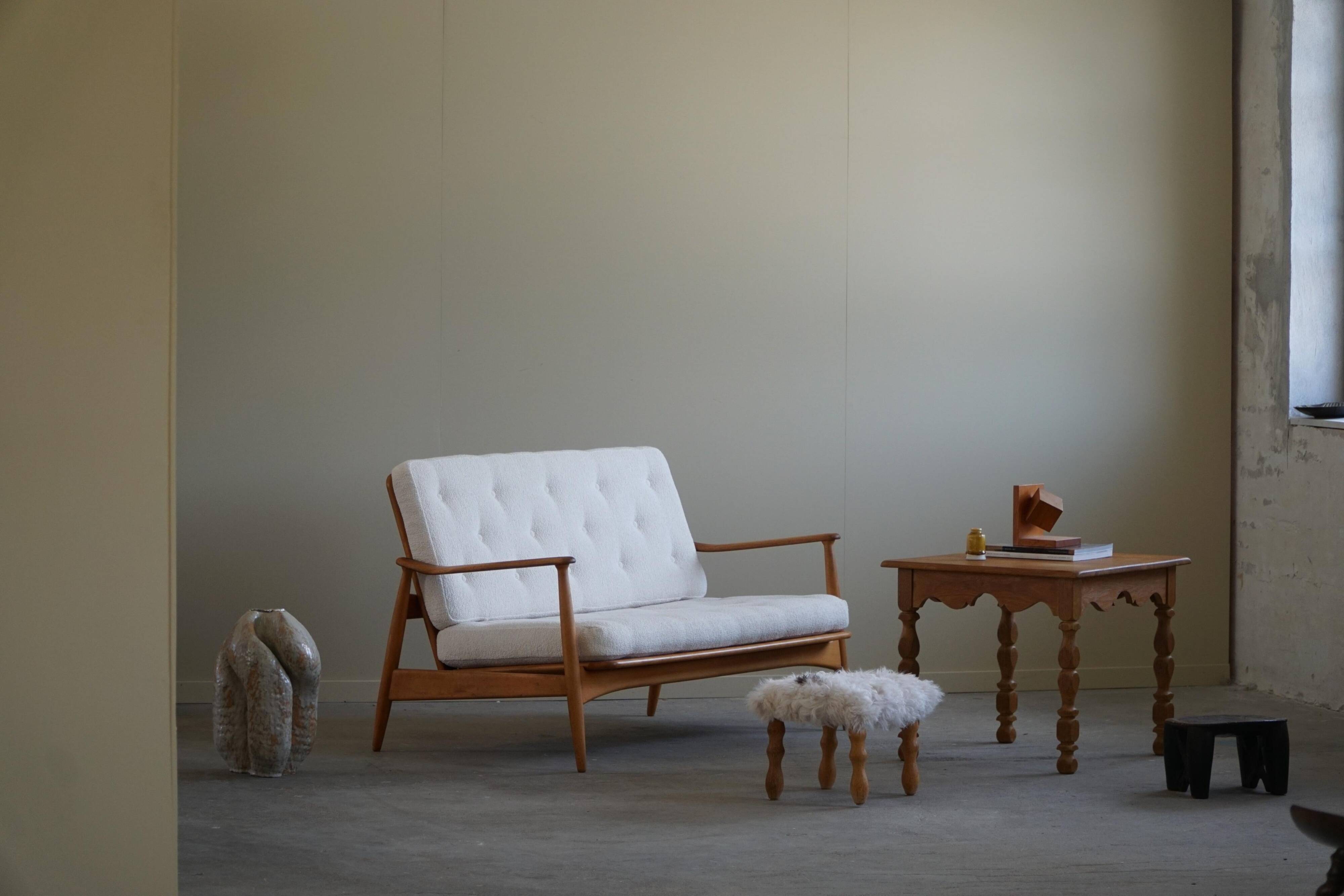 Two-seater canapé Arne Vodder, model Fd 161, reupholstered in boucle, 1950s.