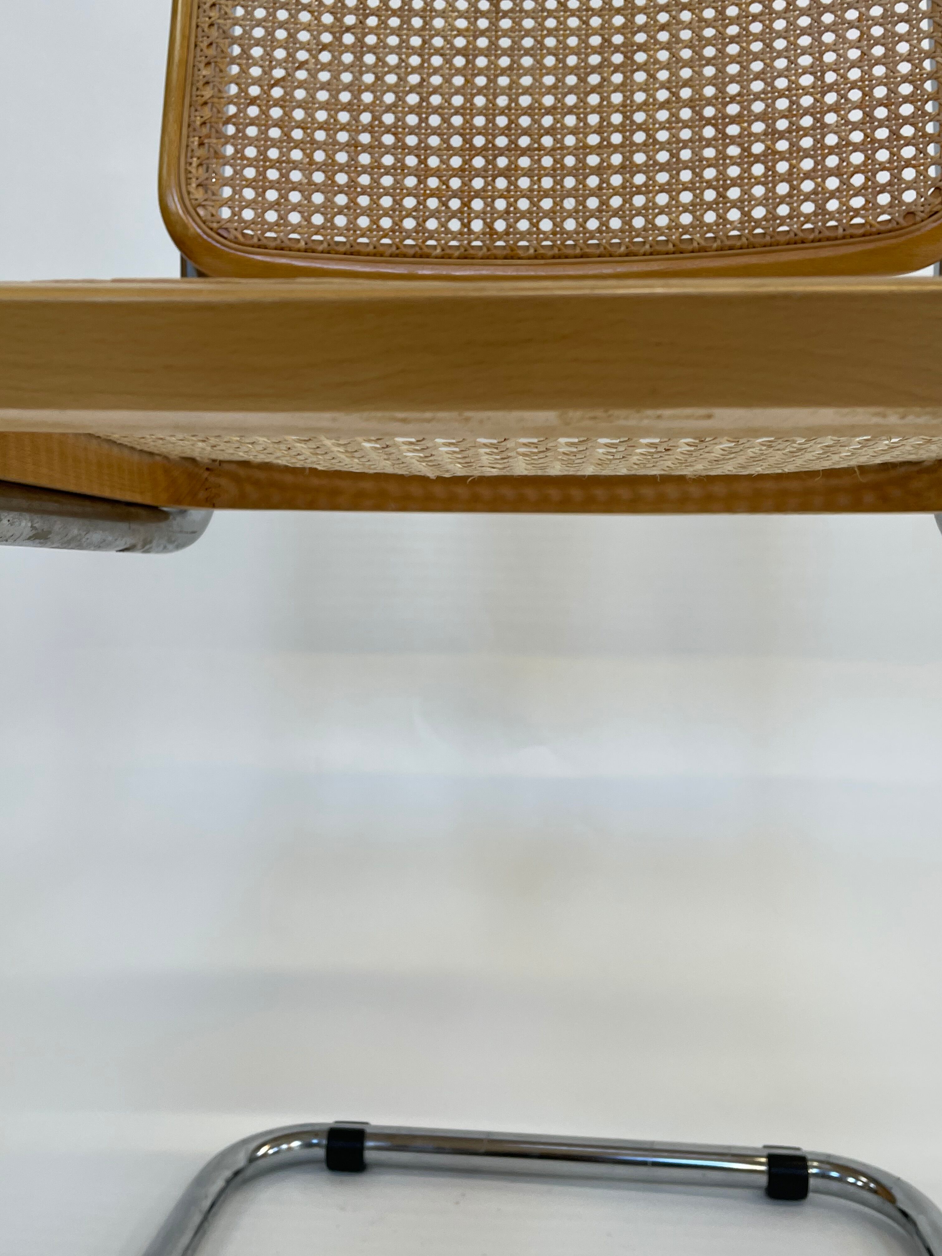 Cesca design chair b32 model