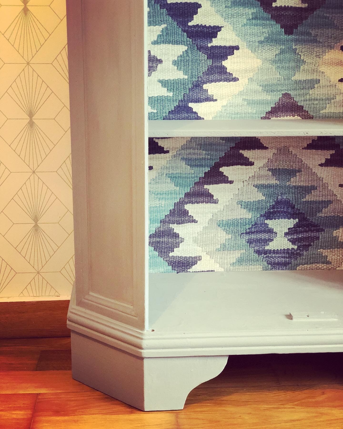 Kilim old shelf restyled