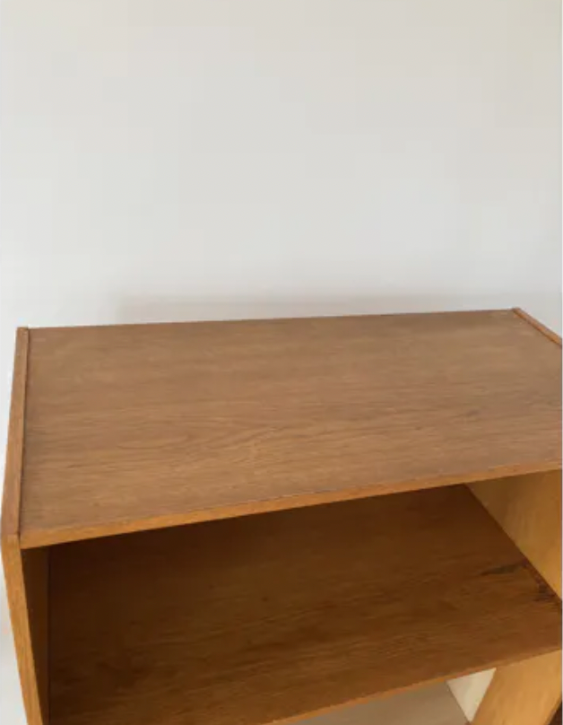 Secretary compass feet