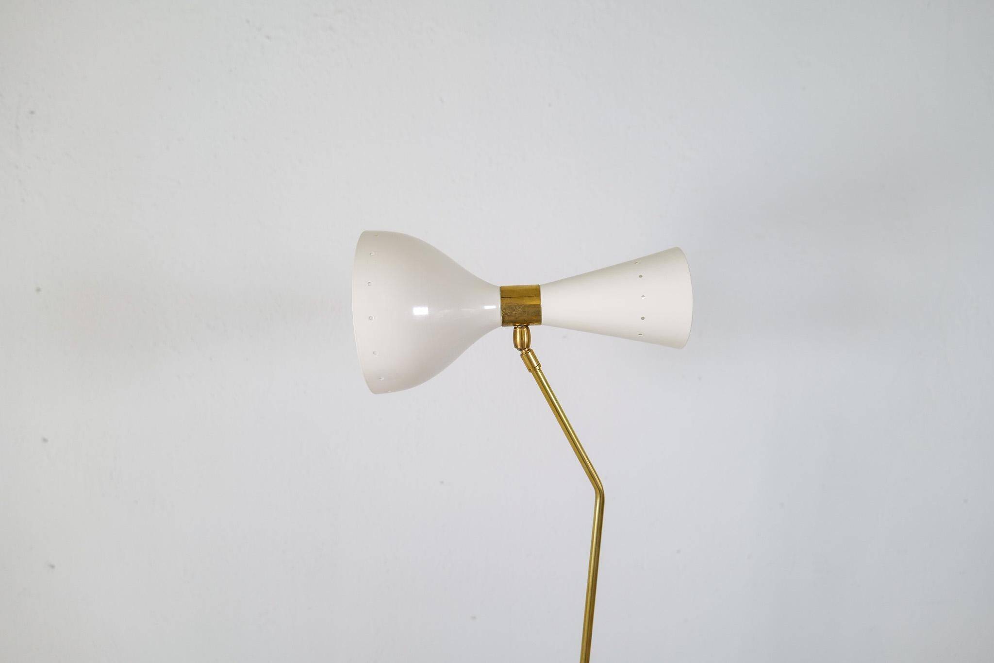 Modern Italian Table Lamp in Brass and Metal, Stilnovo Style