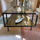 Table basse rectangulaire en laiton et verre