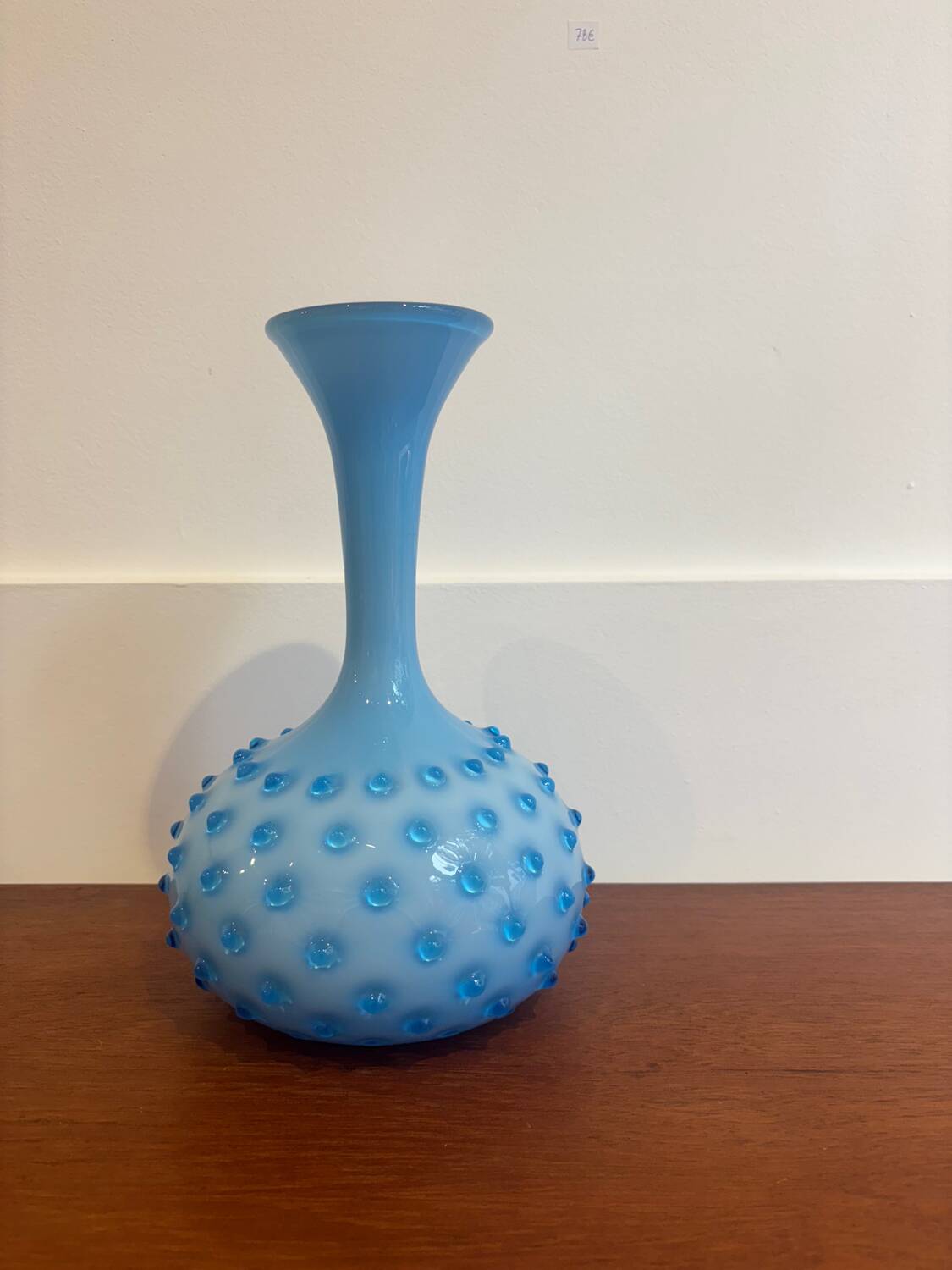 Vase en opaline florentine turquoise