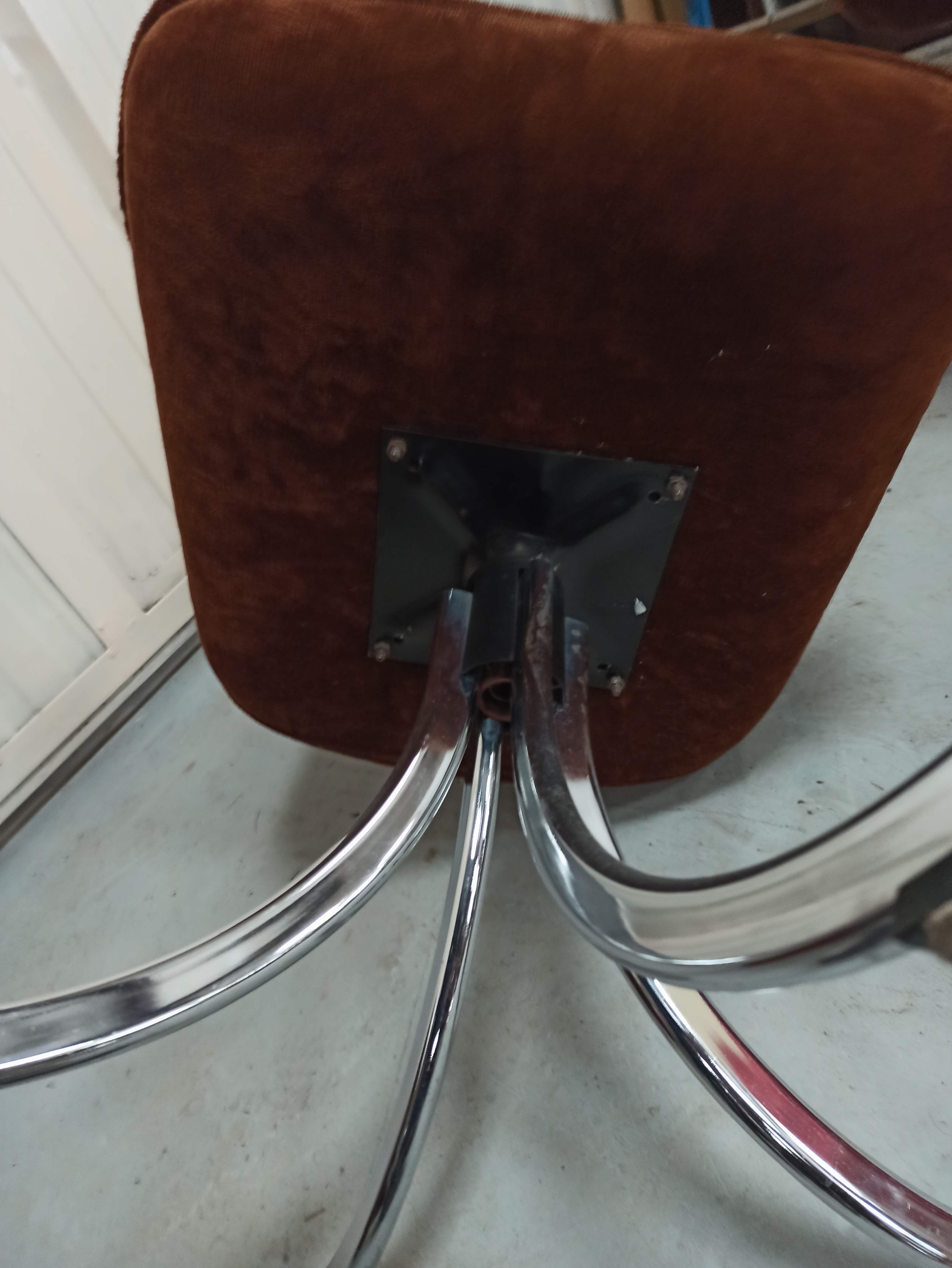 Set of 6 chrome velvet bucket chairs from the 70s