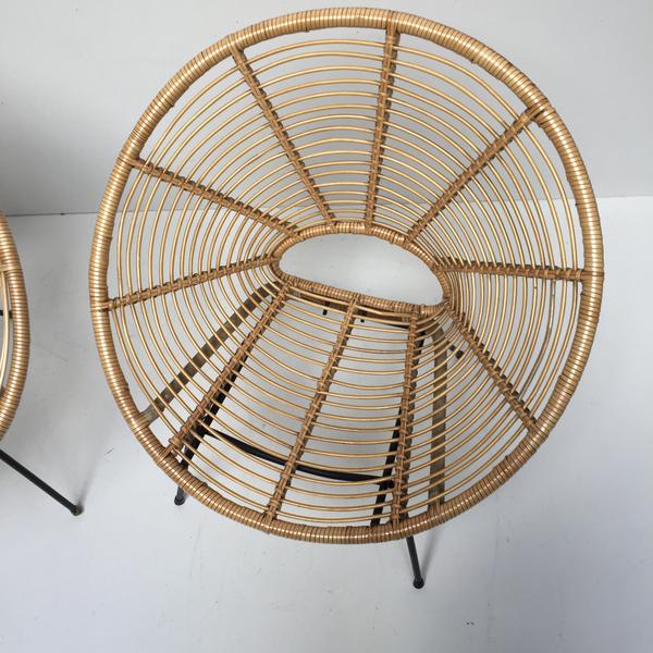 Fauteuil soleil rotin vintage pieds metal