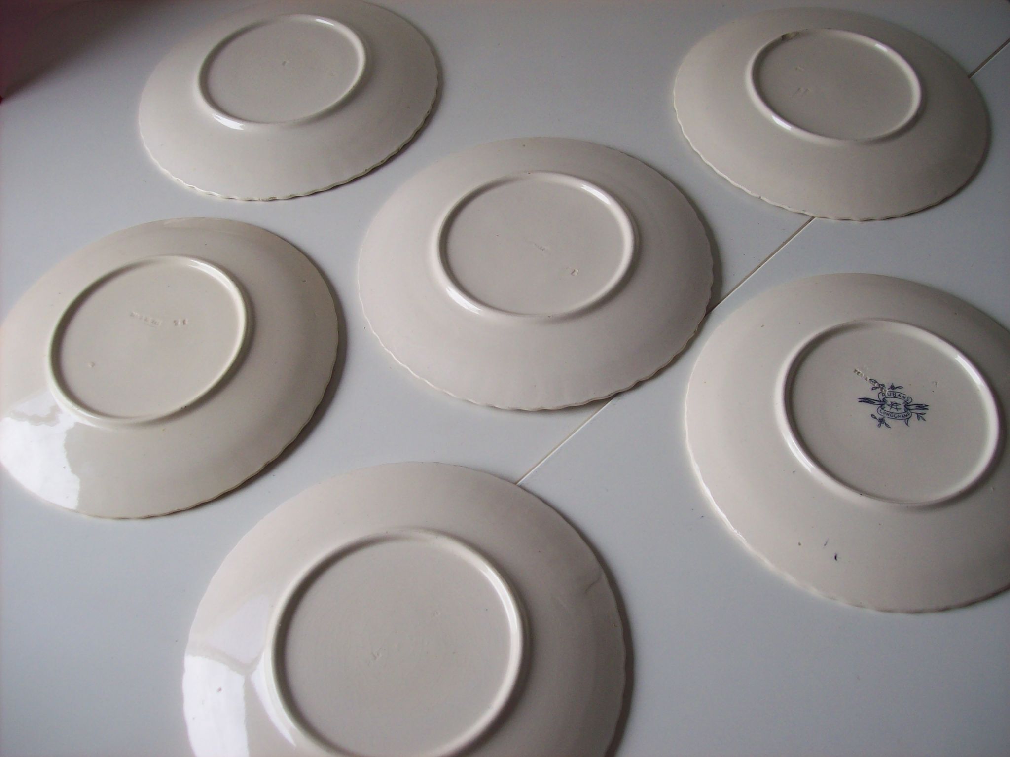 Assiettes anciennes Longchamp