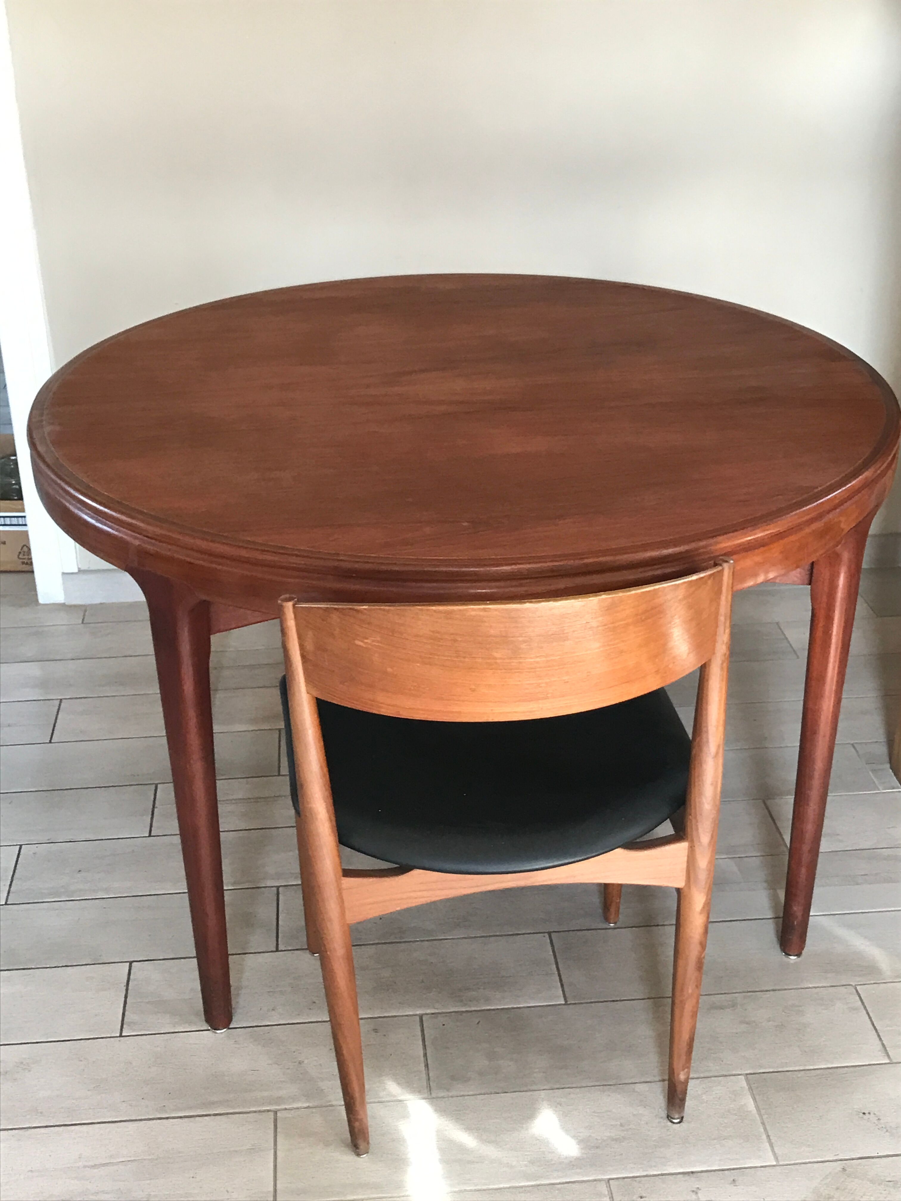 Scandinavian table Samcom design Arne Hovmand Olsen Denmark 60s