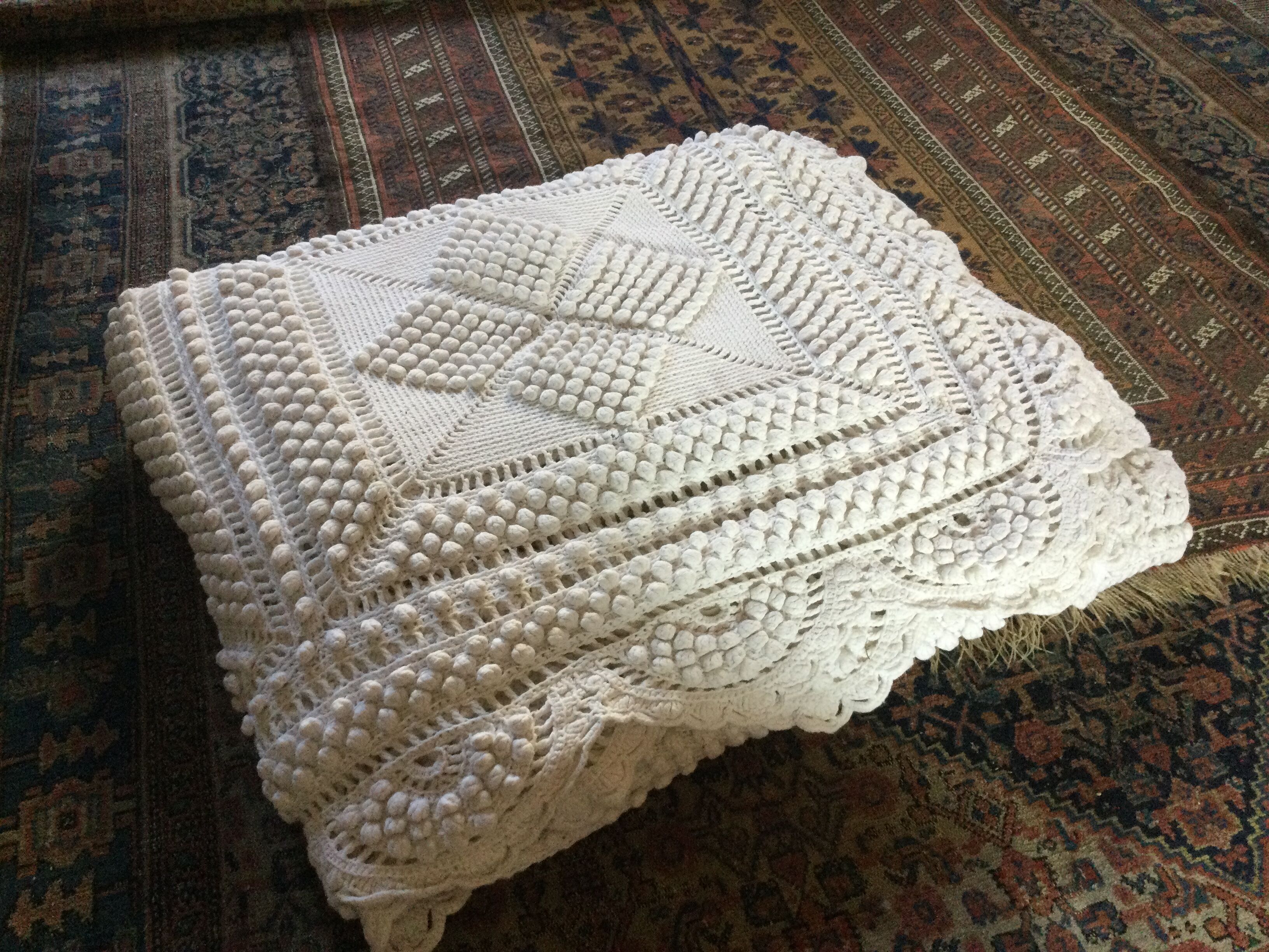 Crochet bed covers year 70