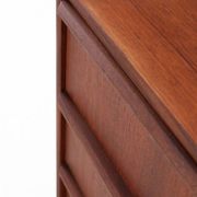 Mid-century teak chest of drawers / dresser / Danish modern design / 1960s