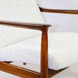 GFM-64 armchair, design by Edmund Homa from the 60s, white boucle