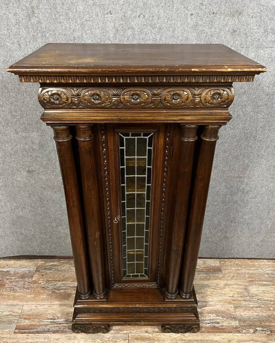 Superb Renaissance Style bookcase display case in carved walnut and oak circa 1850