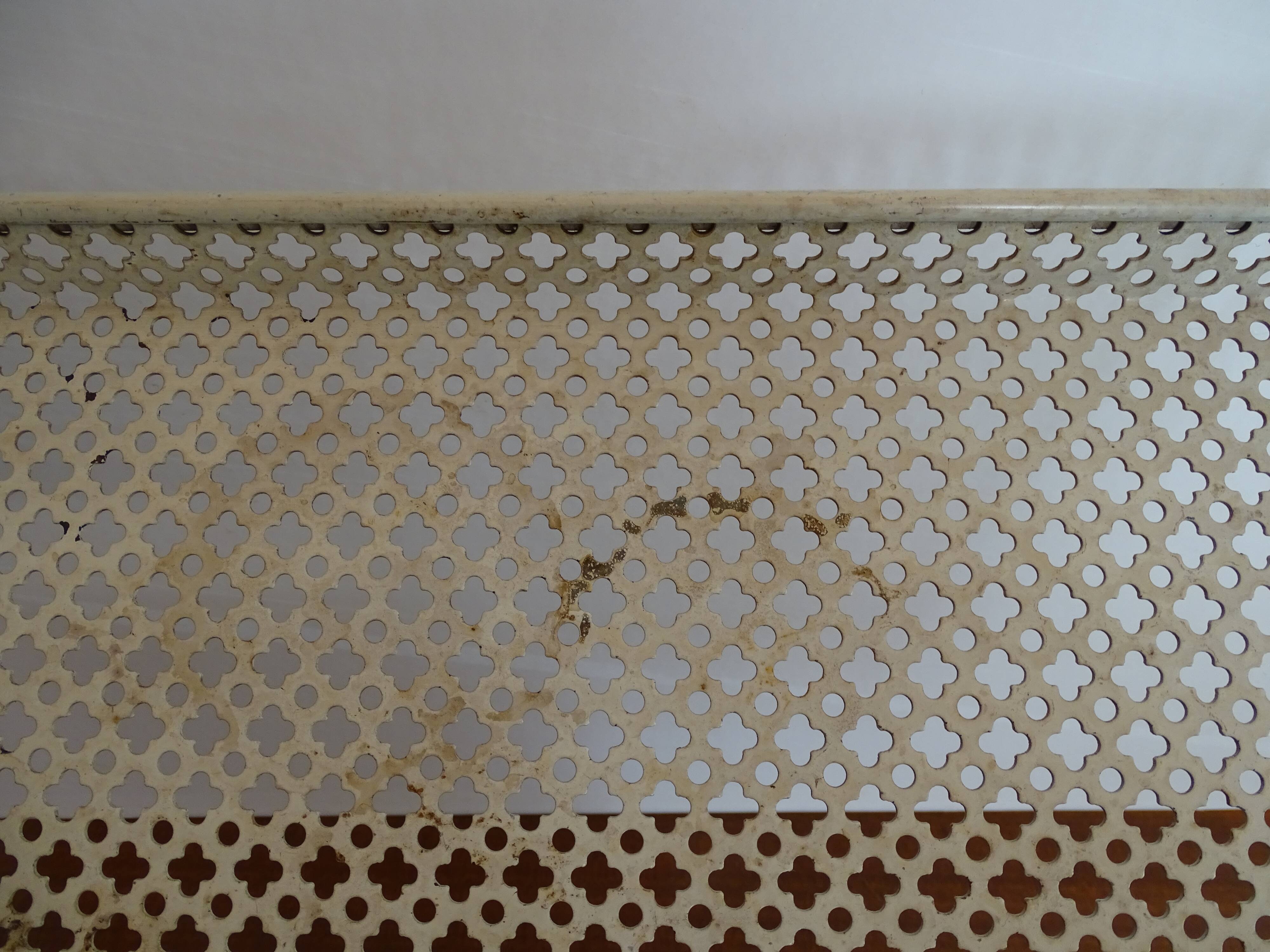 White perforated metal tray Mathieu Mategot design 1950 - To renovate