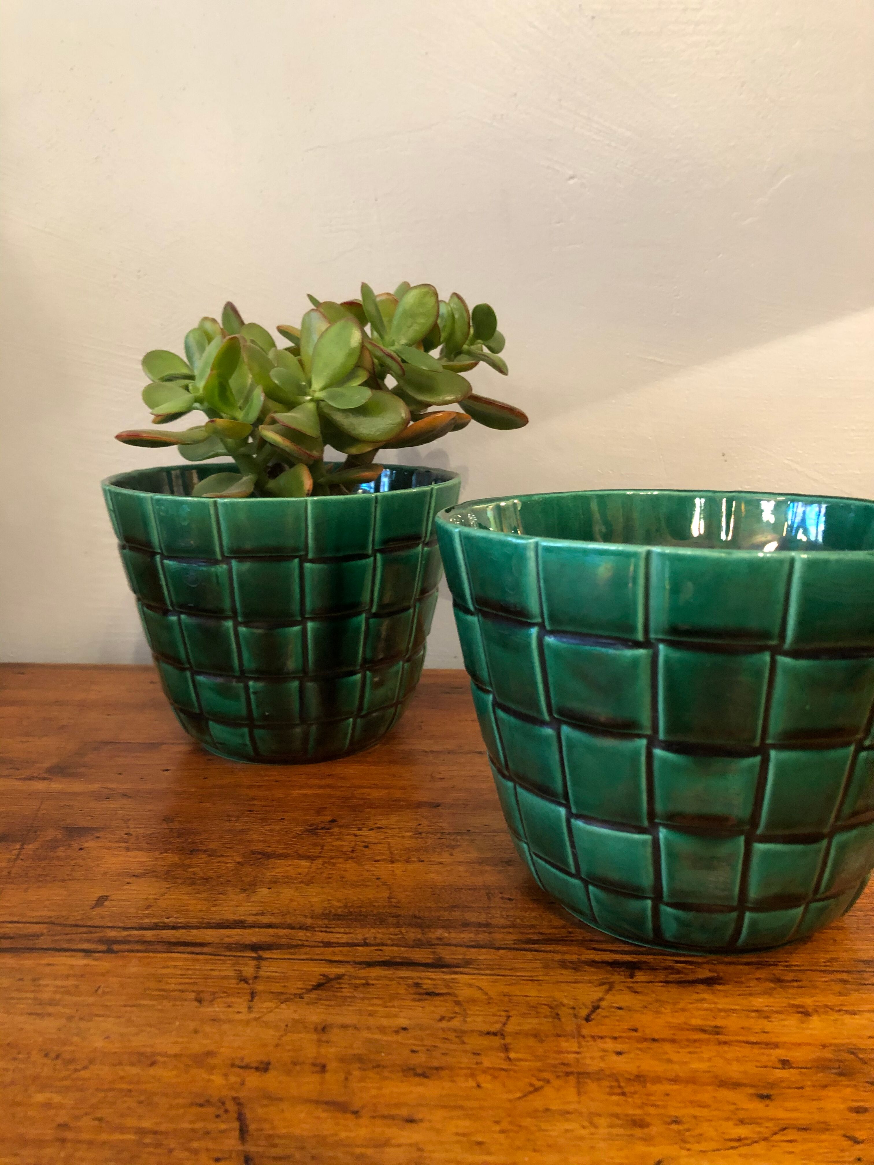 St Clement's ceramic pot cache