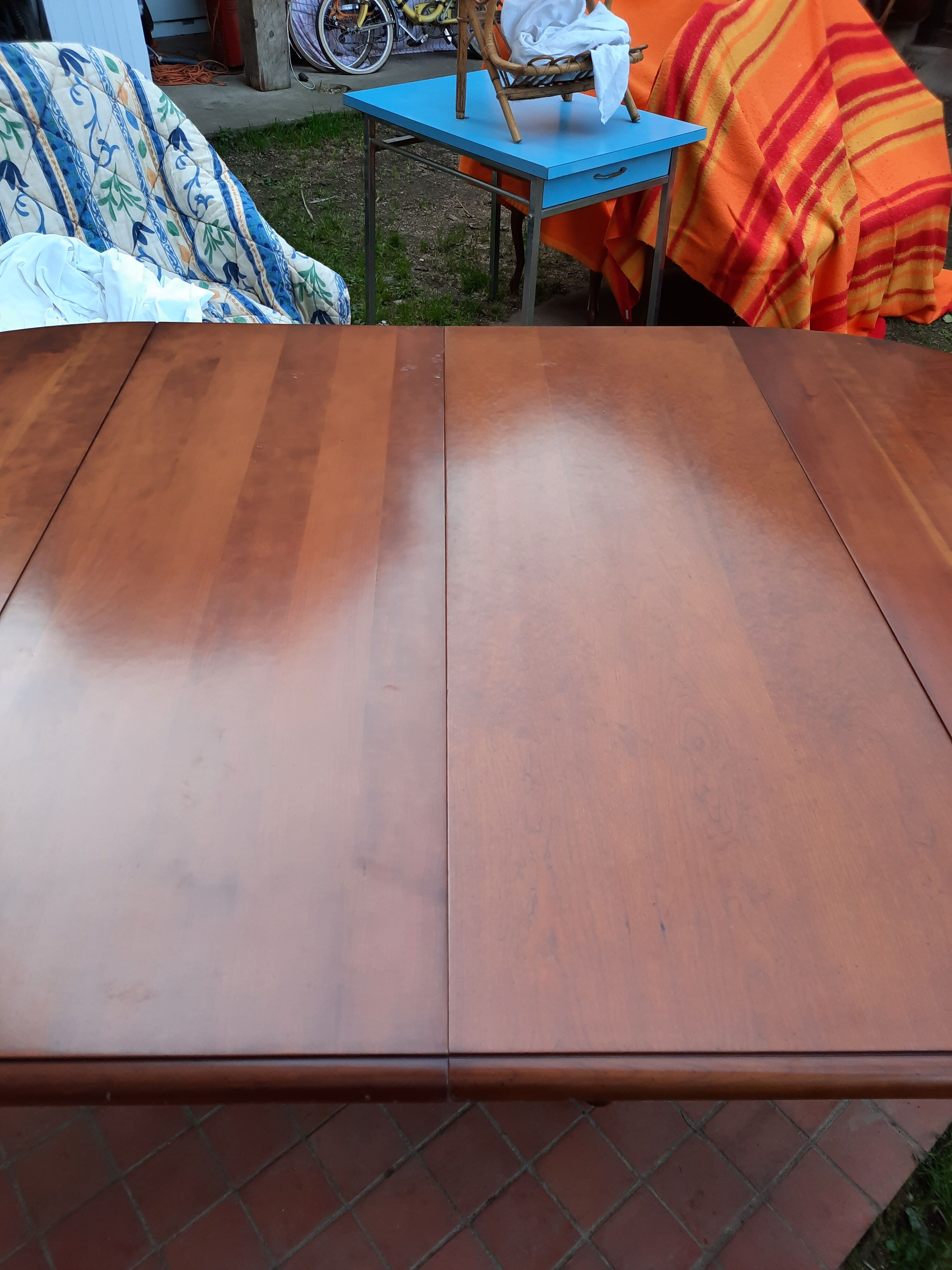 Philippe Louis style round table