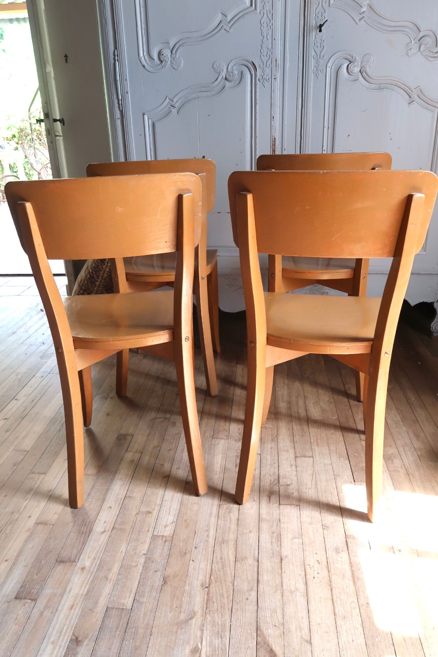 Lot de 4 chaises bistrot en bois peint