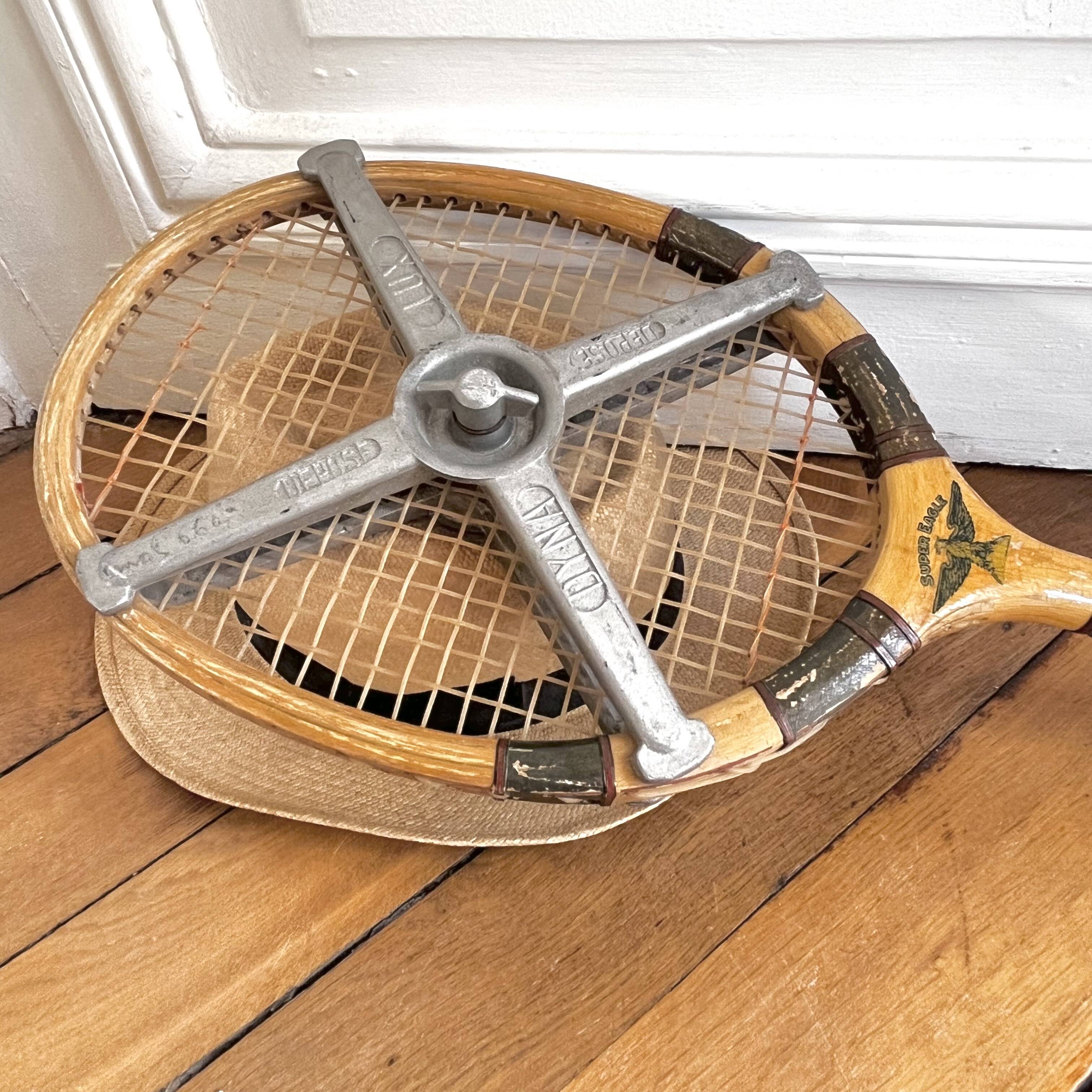 Vintage Tumner racket made in France