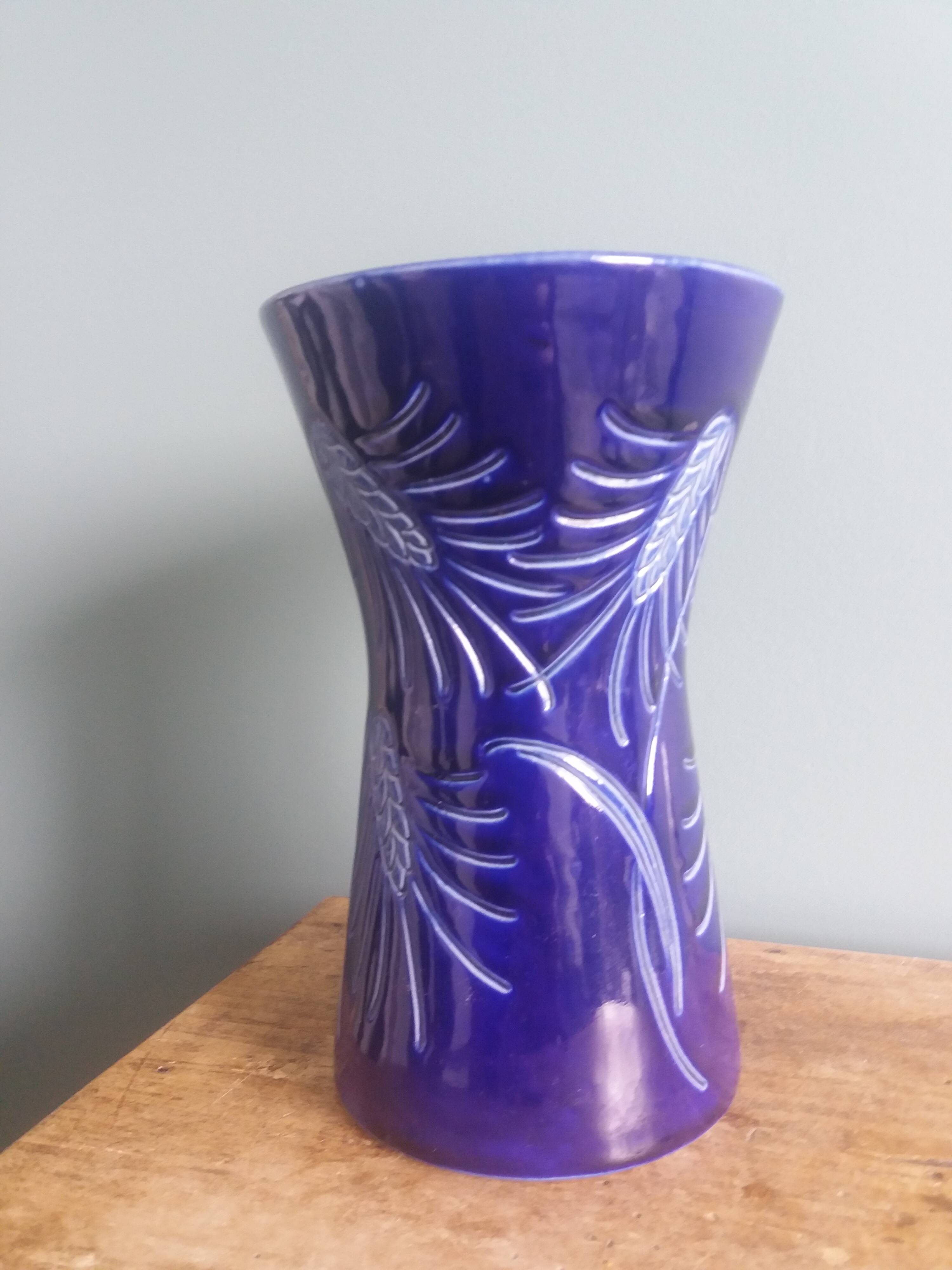 “Diabolo” vase in Alsace Betschdorf sandstone signed Krumeich-Remmy