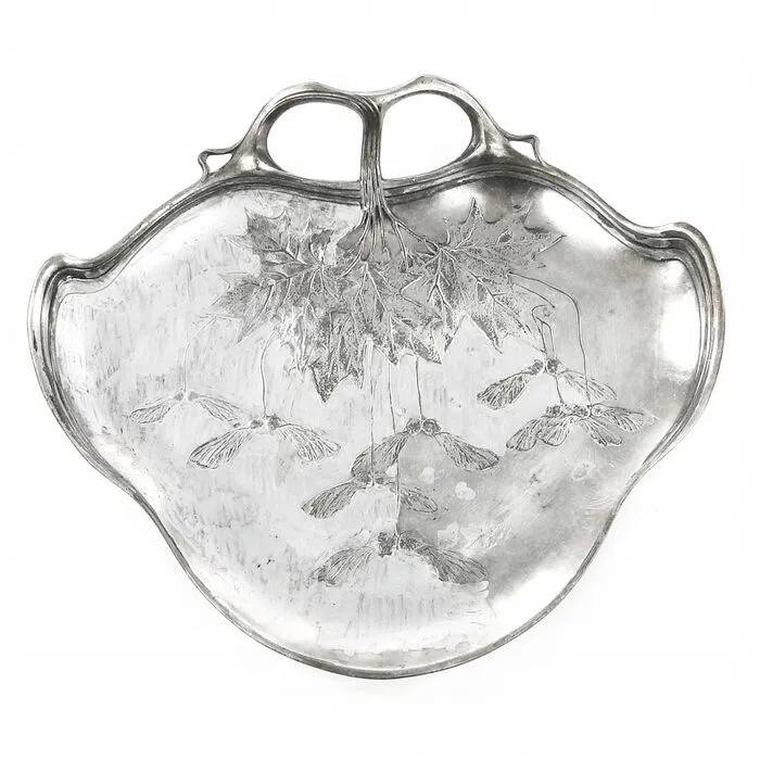 S4K Orivit platter in the Art Nouveau style