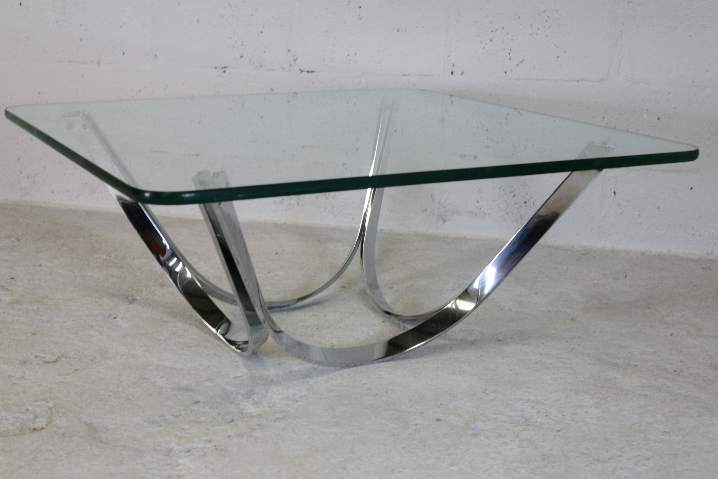 Square coffee table by Roger Sprunger, Dunbar edition, USA, circa 1970.