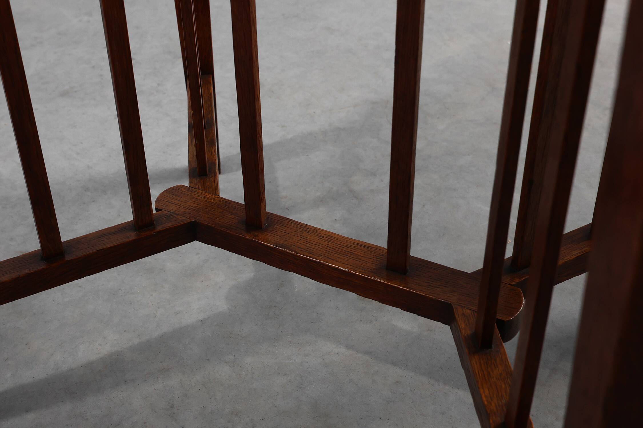 Arts and Crafts Oak Side Table, United Kingdom ca. 1900