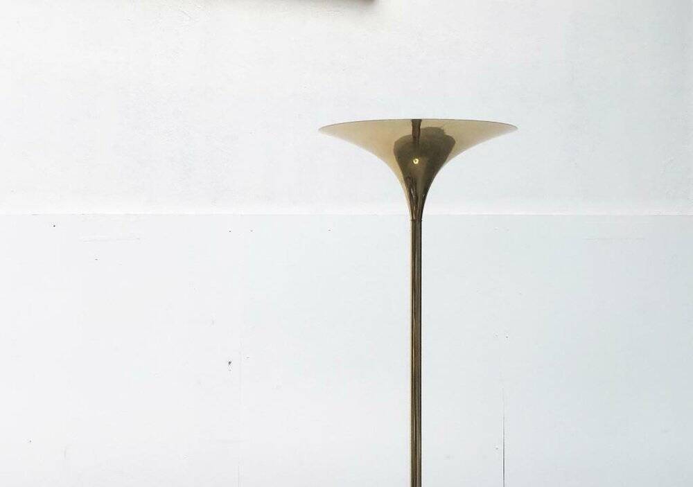 Vintage German floor lamp in Hollywood Regency style made of brass by Doria Leuchten, 1970s.