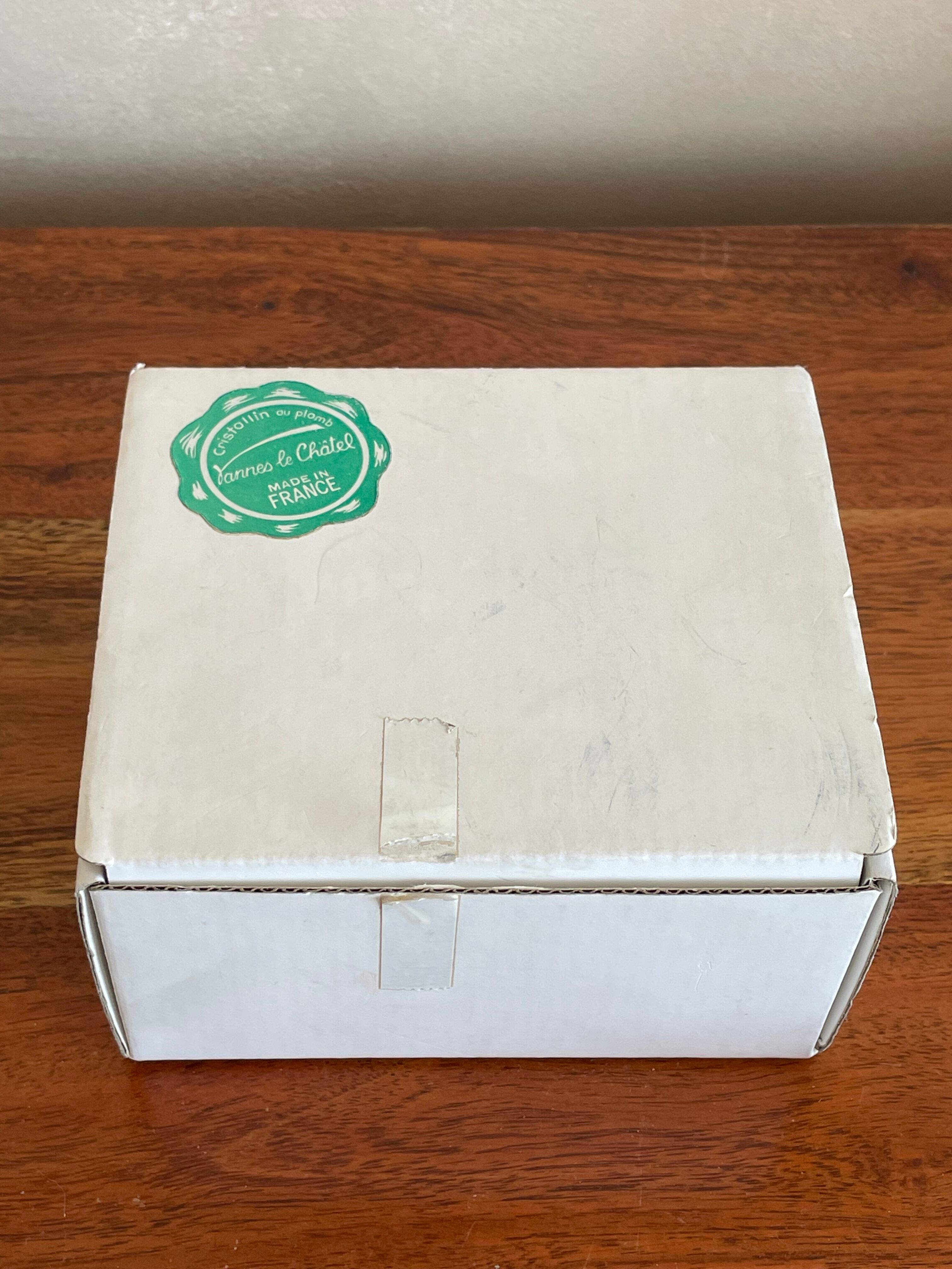 Empty crystalline apple pocket of Vannes