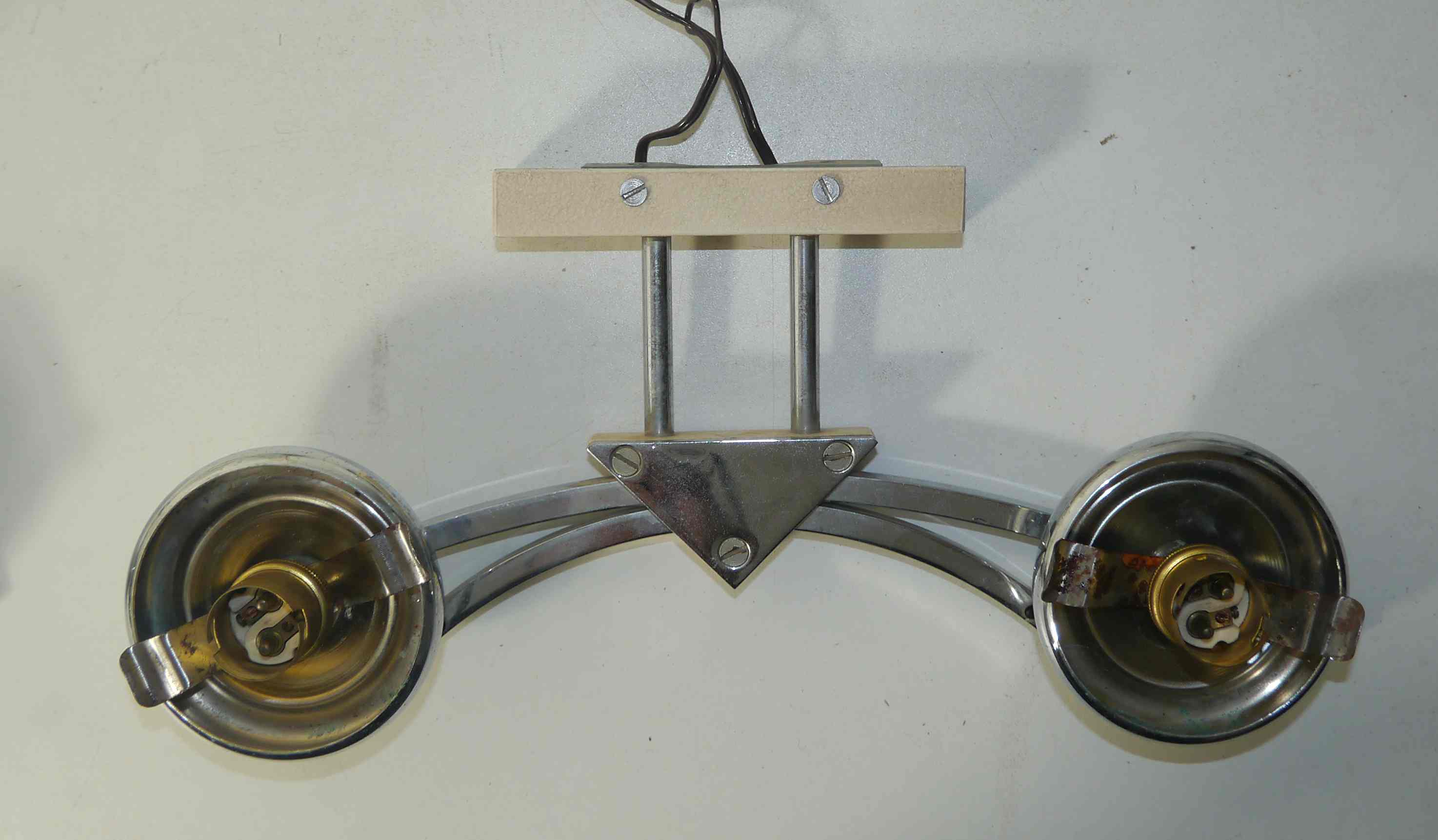 Pair of 60s wall lights in metal and opaline