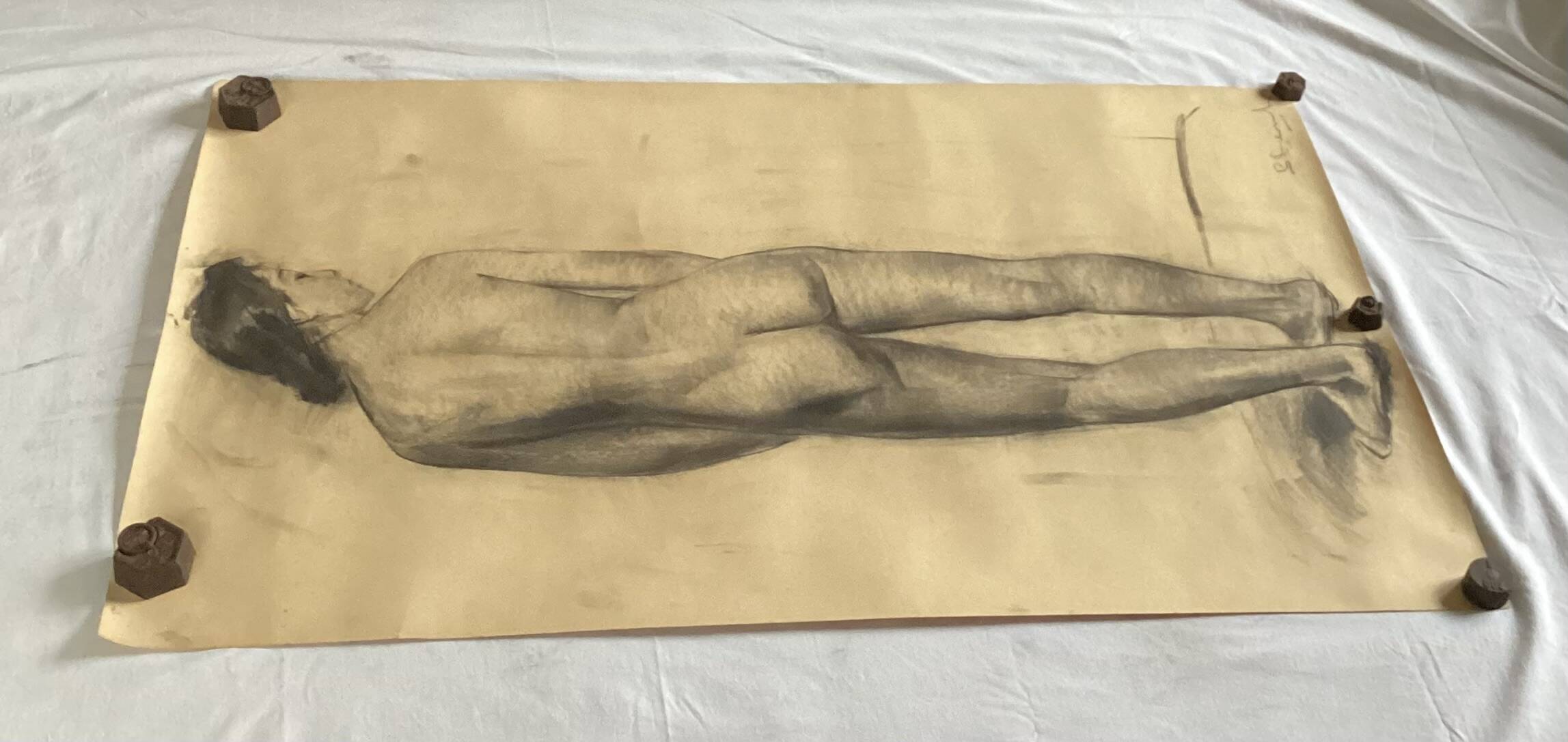 Grande dessin d’une femme « Nue « signée vers les années 1940 dimension : hauteur -120 cm- largeur -