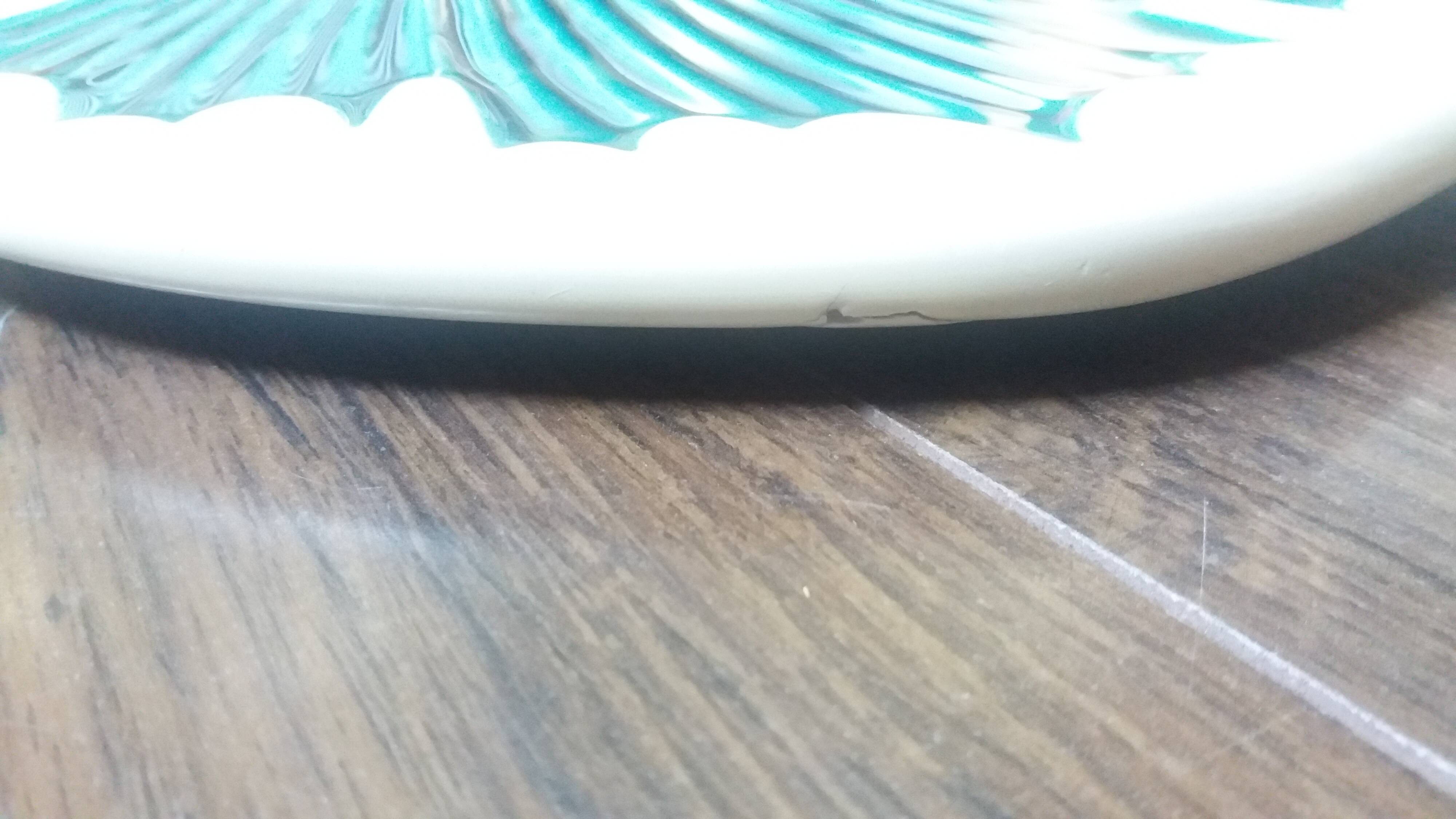 Verceram model 4675 leaf plate from the 1950s.