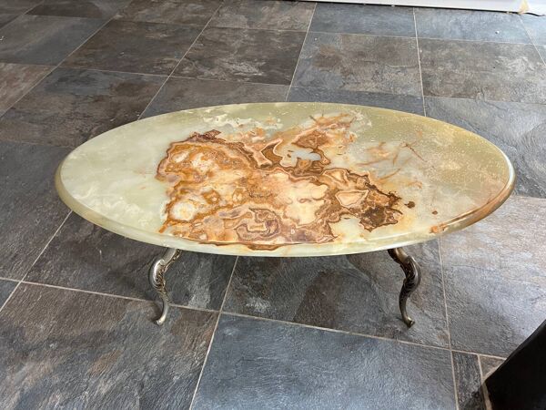 Table basse en onyx et laiton