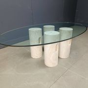 Table basse vintage en travertin et verre, années 1970