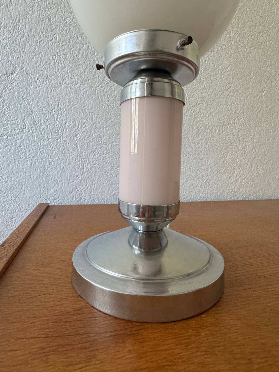 Small Art Deco Bauhaus opaline lamp