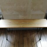Banc en bois et pieds métalliques