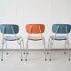 Chaise formica en rouge et bleu, chaises de cuisine et empilables
