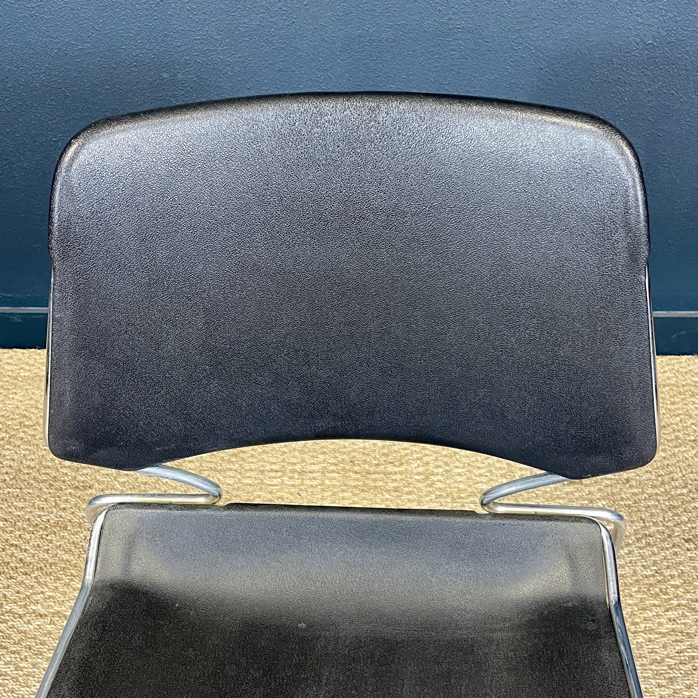 Lot de 39 chaises Matrix T.Tolleson pour Krueger noir et chrome années 70 USA