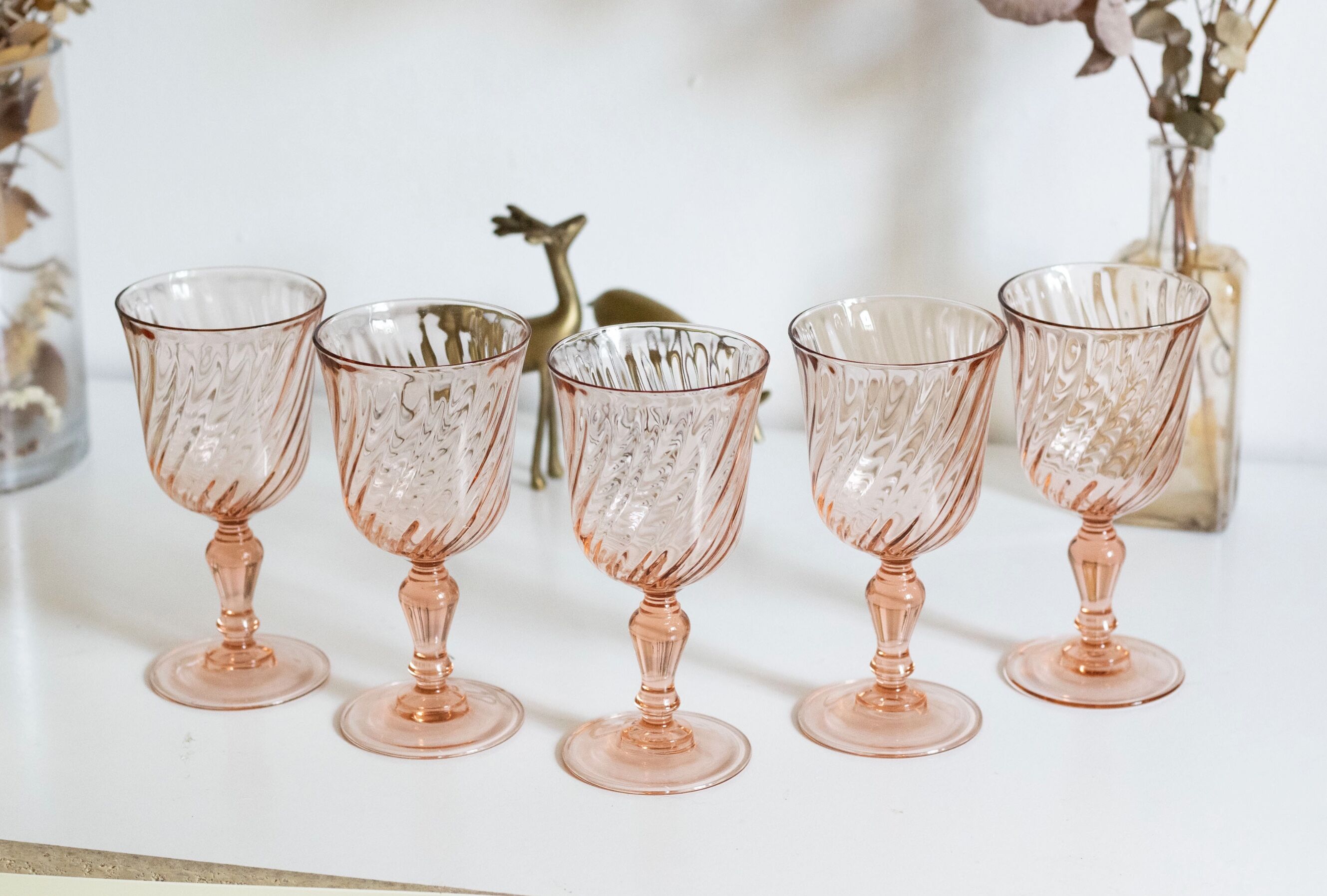 Set of 5 vintage Arcoroc Rosaline foot glasses