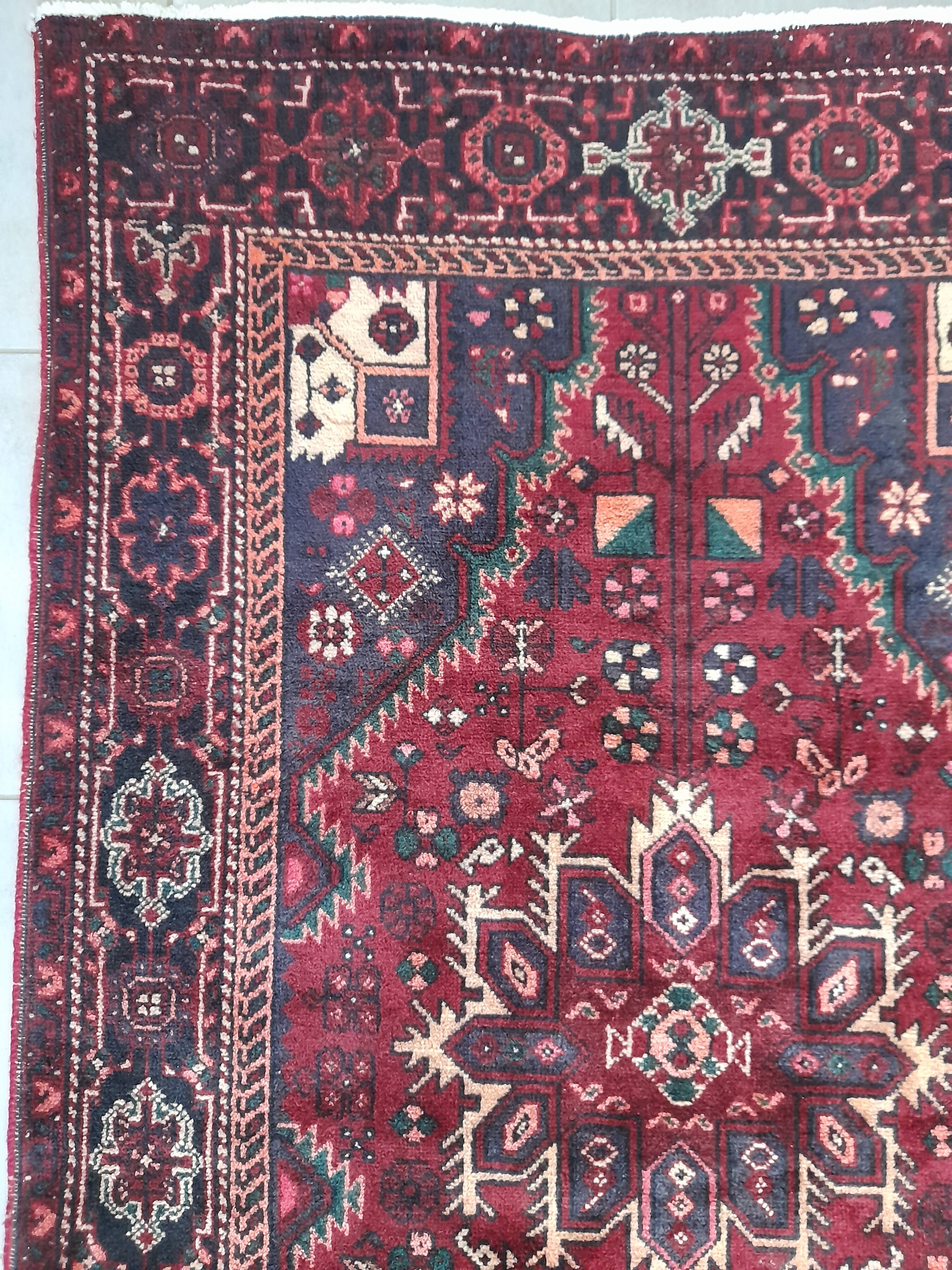 Persian carpet 132 x 200 cm