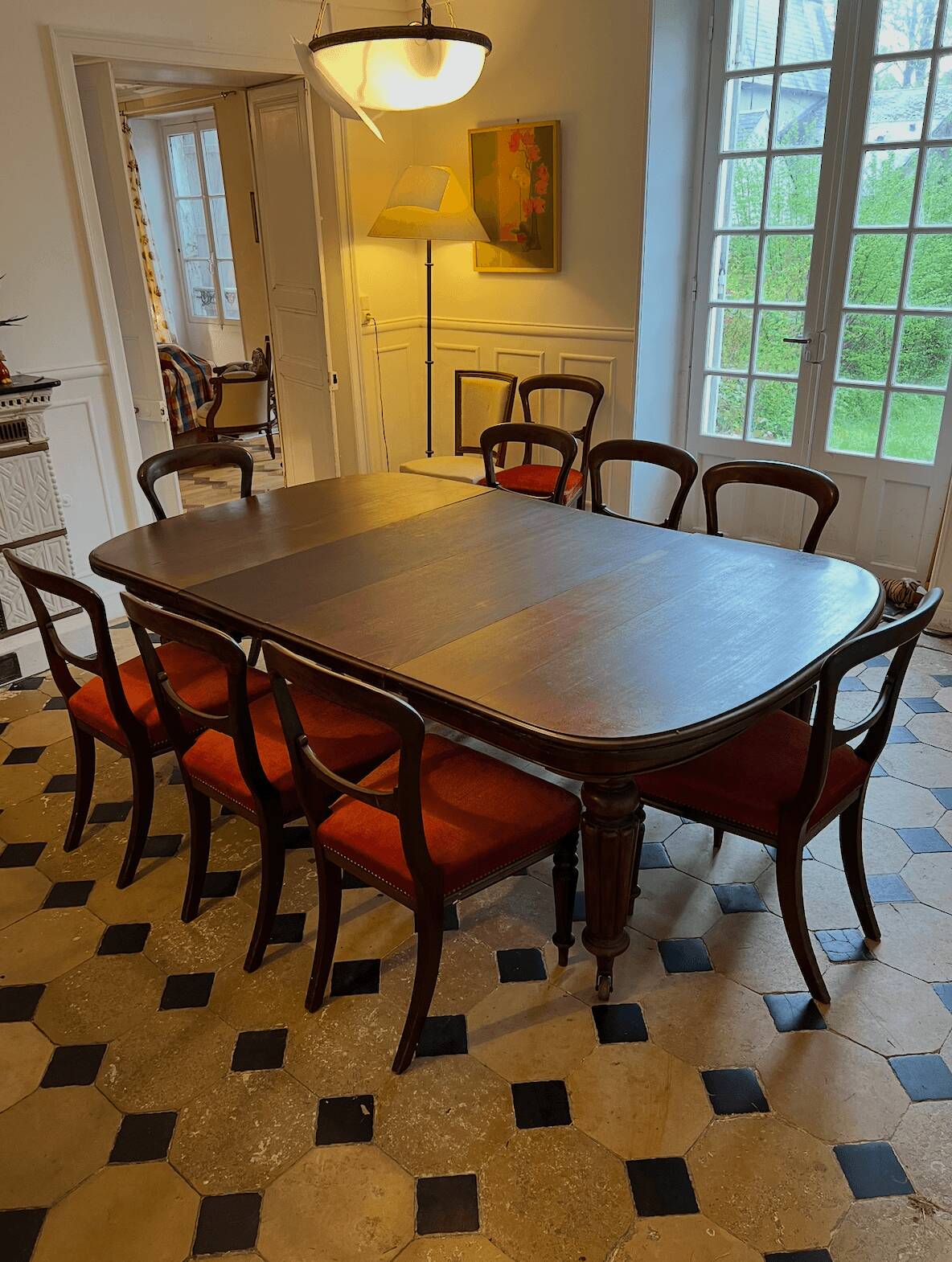 19th century mahogany dining room - Extendable table + Louis-Philippe chairs