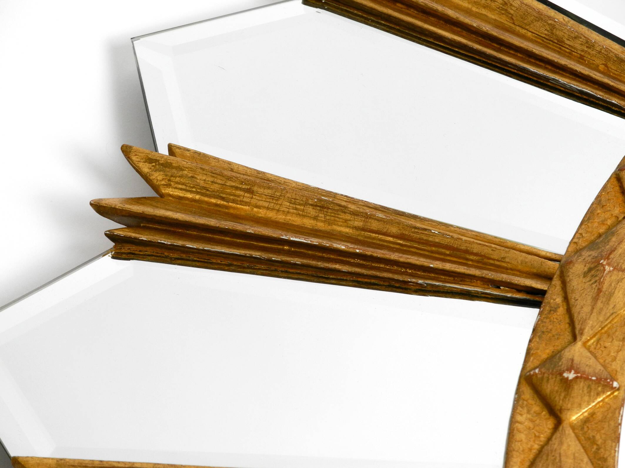 Large gilded Italian XXL Regency Sunburst Wall Mirror | diameter 93 cm